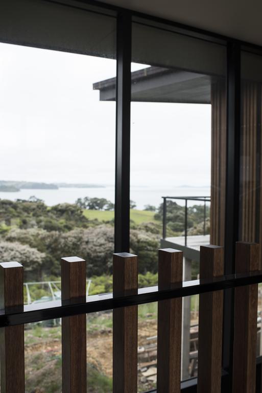 La Bodega Waiheke Island Hotel Surfdale Exterior photo